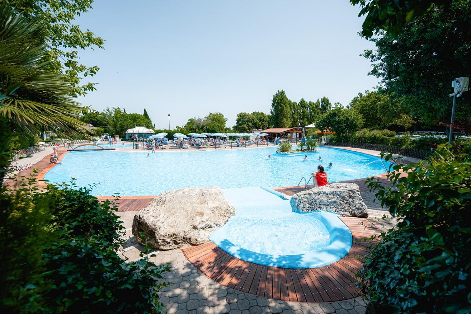 Garden Village San Marino Exterior photo