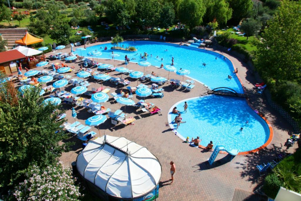 Garden Village San Marino Exterior photo