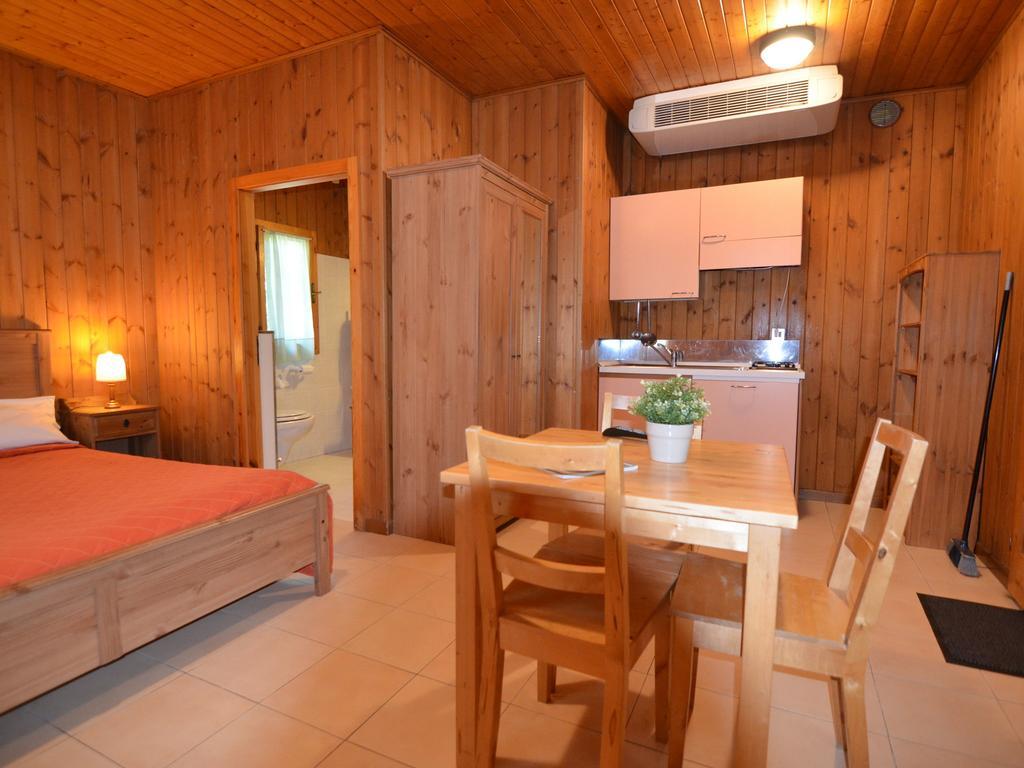 Garden Village San Marino Room photo